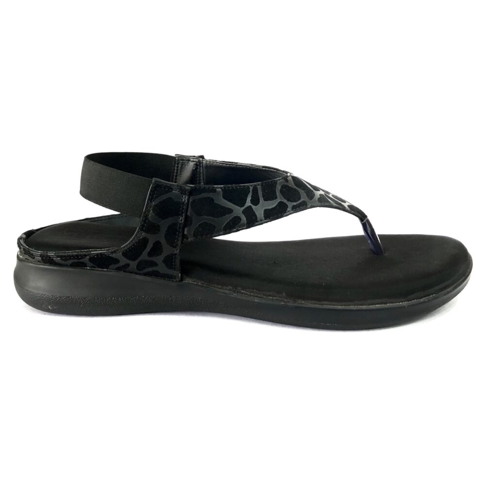 black flat sandal