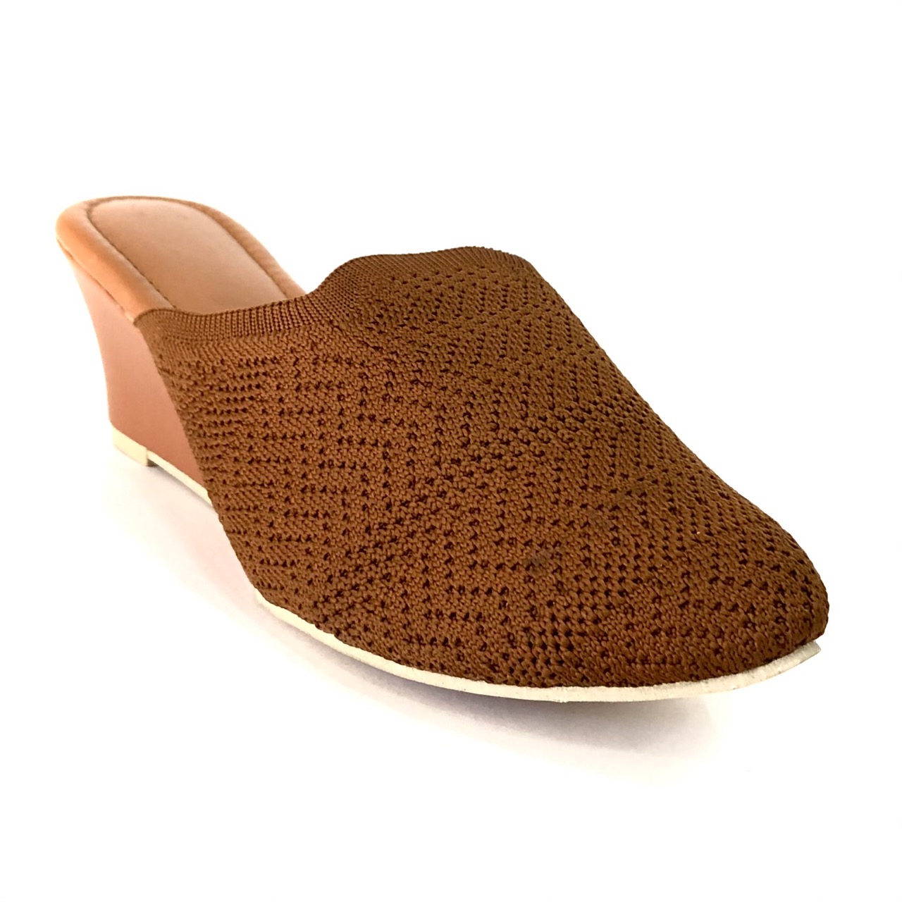 Golden Flat Wedged Heel Womens Bellies - Movin Air Shoes